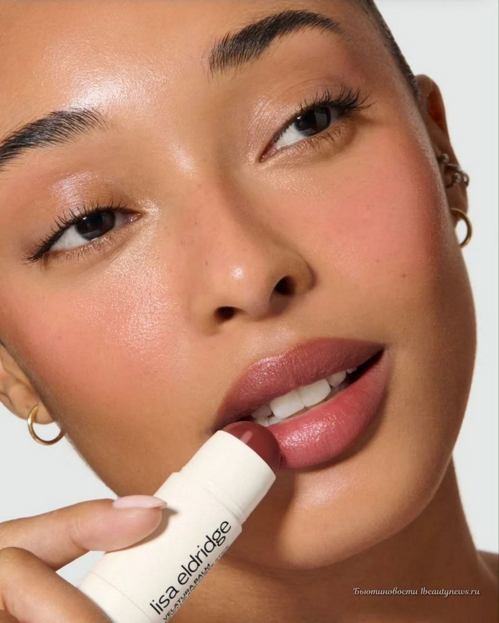 Lisa Eldridge Velatura Balm Dewy Lip and Cheek Stick 2026